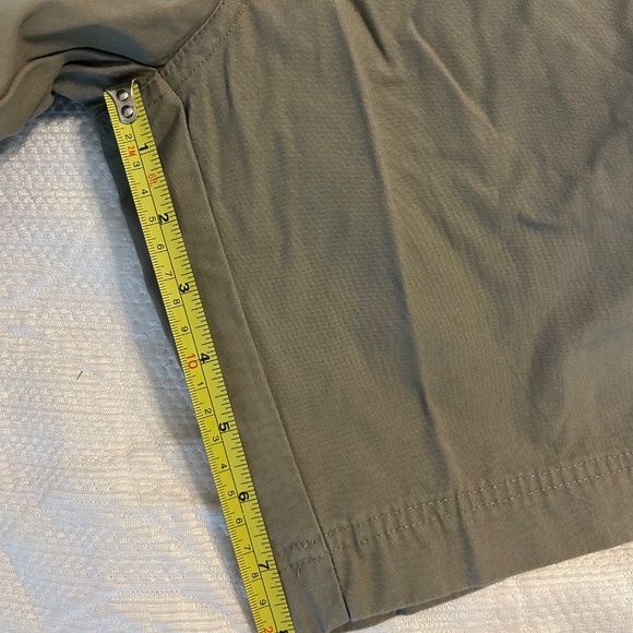 NWT | Men’s Bog Dogs Green Drawstring Shorts | Size XL - Picture 7 of 8